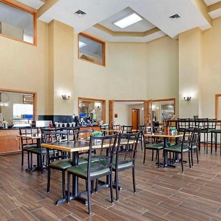 Best Western Locust Grove Inn & Suites Exterior photo