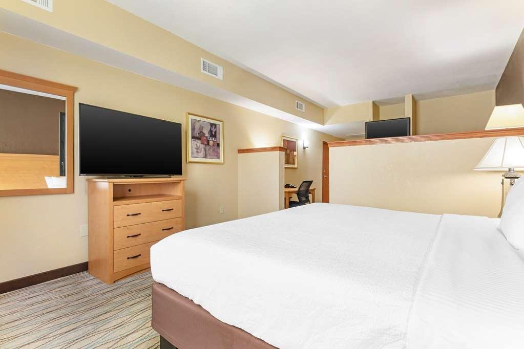 Best Western Locust Grove Inn & Suites Room photo